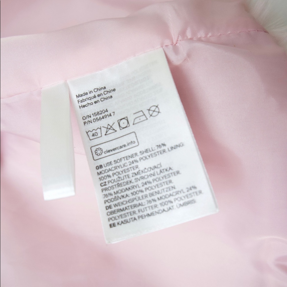 H&M Faux Fur Vest (Soft Pink) 3- 4Y - Picture 5 of 7